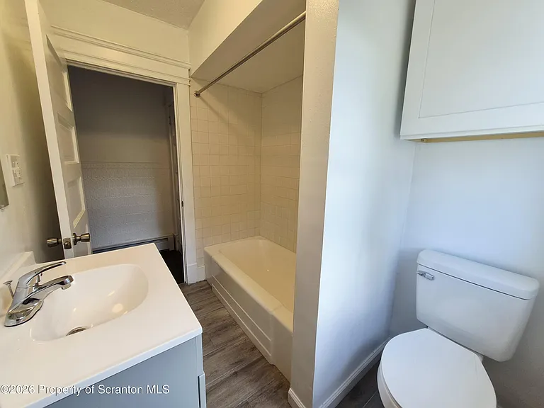 215 Taft St #2 — Photo 6