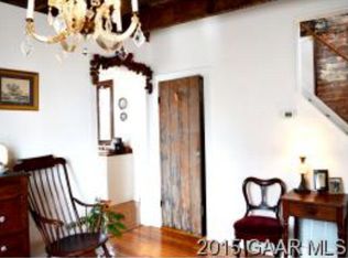 218 N Jefferson St, Staunton, VA 24401