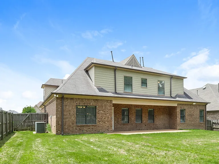 65 Ridgefield Dr — Photo 18