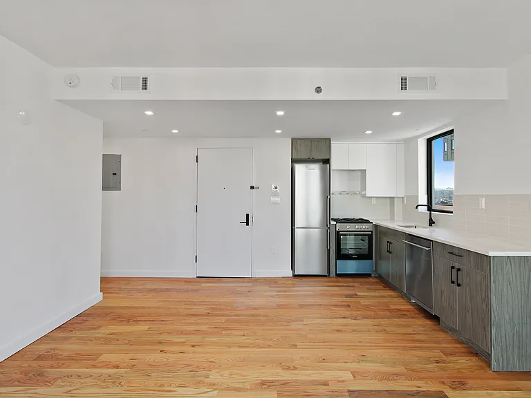 514 Herkimer St #8A — Photo 11