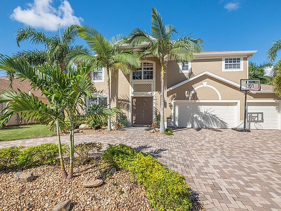 5th image of 297 Tunbridge Dr