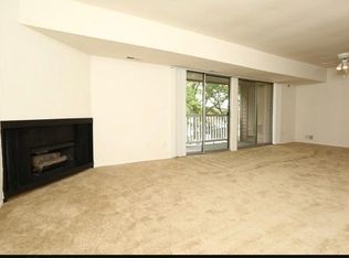 2434 Lakeshore Blvd APT 899, Ypsilanti, MI 48198