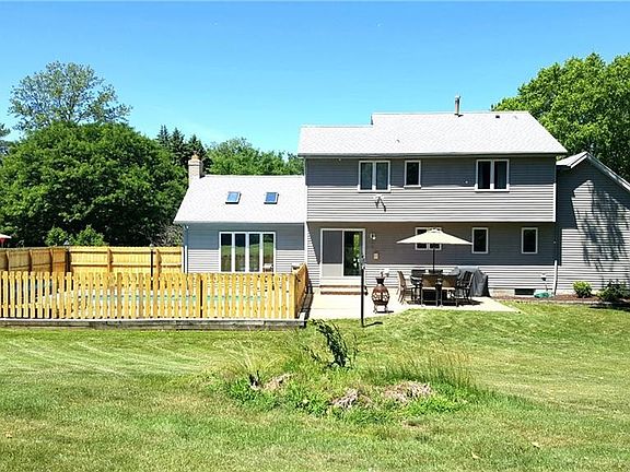 4th image of 652 Ivy Woods Cir