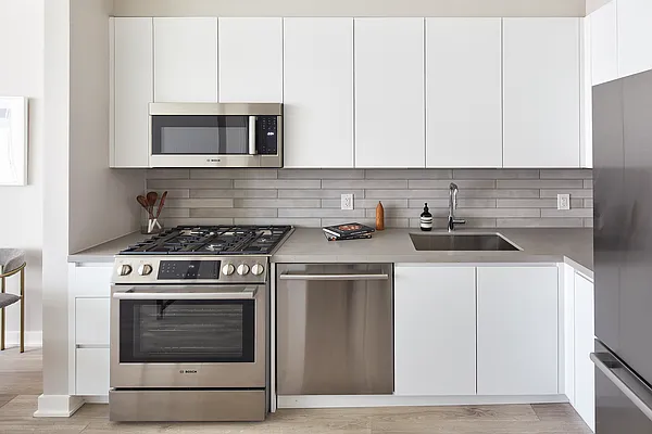 Rented by Douglas Elliman | media 23