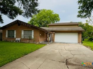4615 Camellia St, Victoria, TX 77904