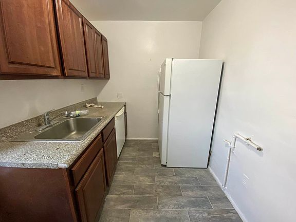 5th image of 139-21 85th Dr #6M