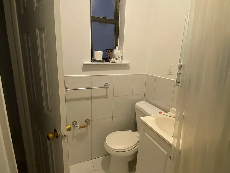 504 E 88th St #4C — Photo 15