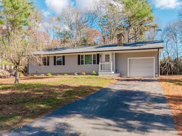 49 Winfield St, East Freetown, MA 02717