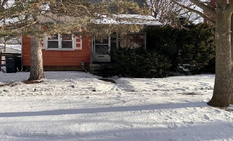 1st image of 3722 Gratiot Ave