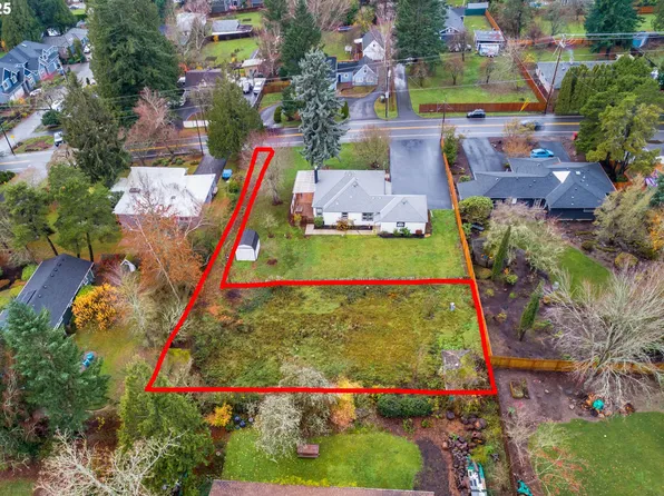 702 NW 107th Ave, Portland, OR 97229