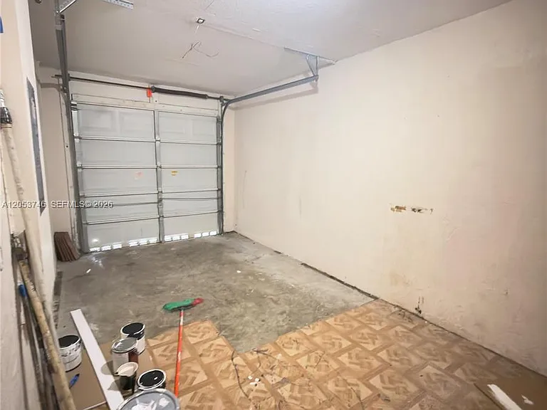646 SW 7th Ter — Photo 16