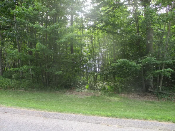 Emerald Rdg Lot 13, Onekama, MI 49675