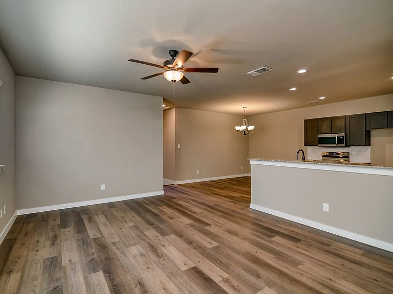 712 Harvest Moon Dr — Photo 5