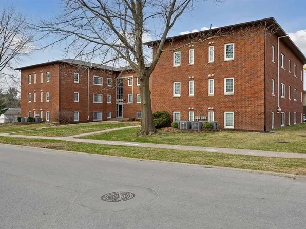 100 Grandview Ct APT 100, Iowa City, IA 52246