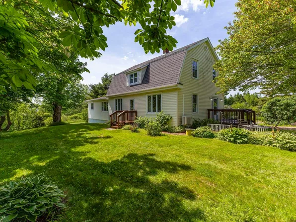 2763 Highway 376, Lyons Brook, NS B0K 1H0
