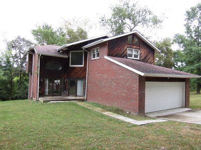 540 Lisa Dr, West Mifflin, PA, 15122