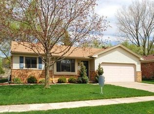 42570 Revere Ave, Plymouth, MI 48170