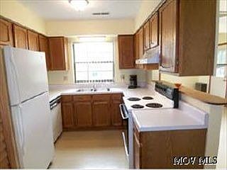 3rd image of 2514 40th St
