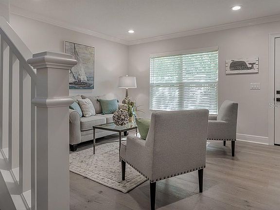 5th image of 3908 N Dartmouth Ave