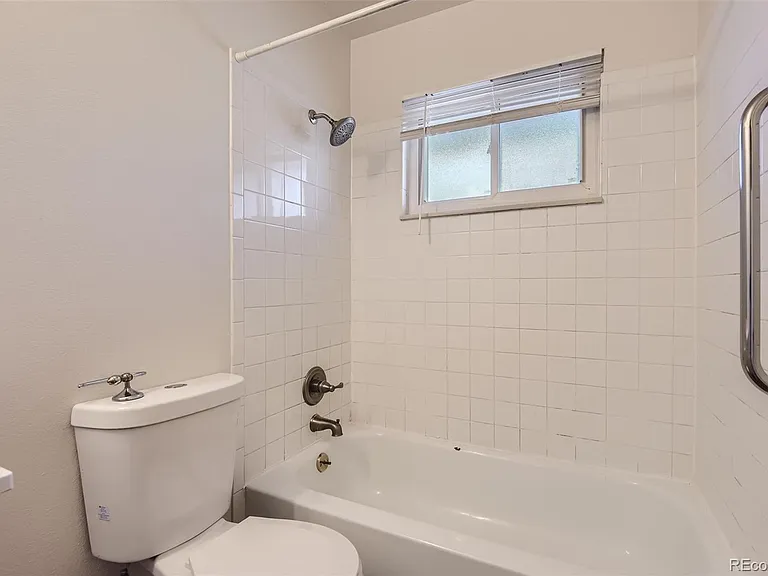 1922 S Oswego Way — Photo 12