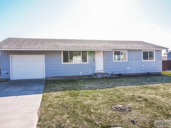2nd image of 330 N Farnsworth Dr