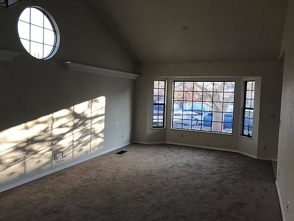 4th image of 515 Lindley Dr