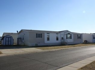 504 White Willow Dr, Flint, MI 48506