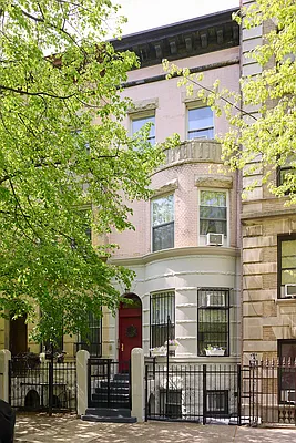Rented by Perry Associates NYC Inc | media 1