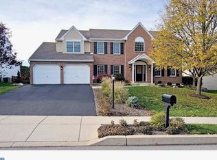 1736 Alden Ln, Wyomissing, PA 19610