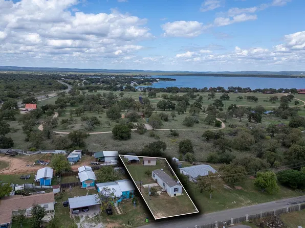 317 Pebble Dr, Buchanan Dam, TX 78609