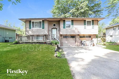 1805 SW Speas Dr Photo 1