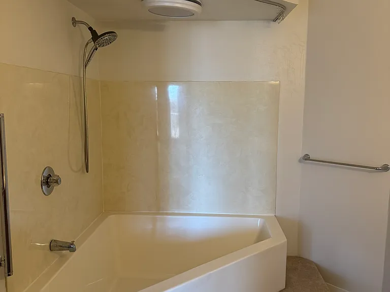 3407 Oak Alley Ct #405 — Photo 12