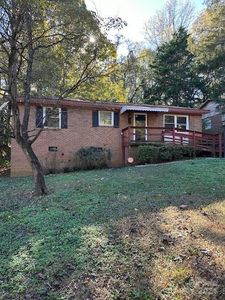 1942 Longleaf Dr, Charlotte, NC, 28210
