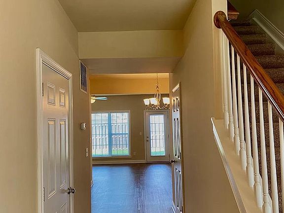 3rd image of 2749 Meadowsweet Ln