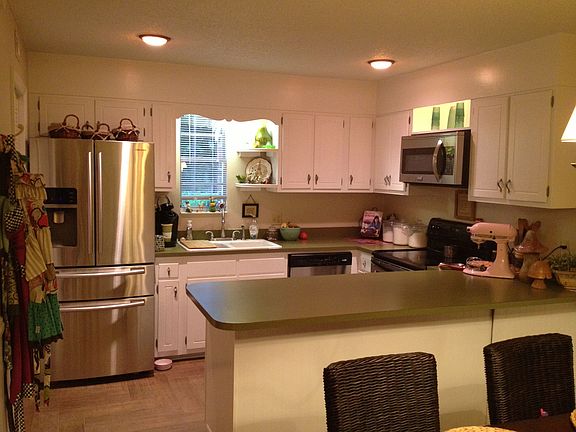 4th image of 215 NW Fairway Hills Gln Unit 23