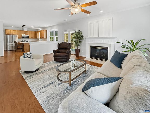 5th image of 2083 Aviano Way