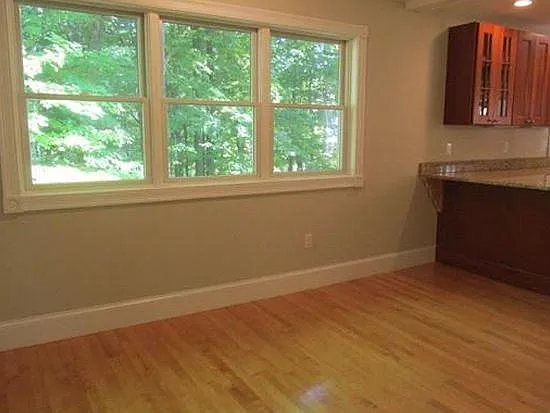 190 Washburn Rd — Photo 14