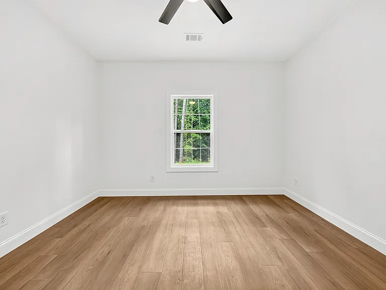 170 Willis St — Photo 15