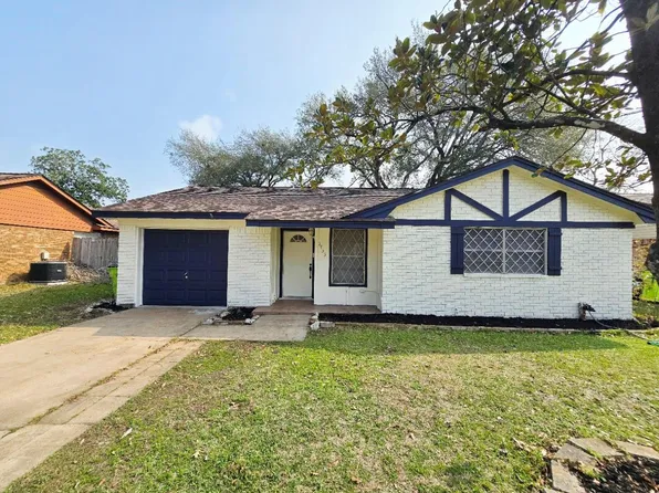 2433 Freeway Manor Dr, Rosenberg, TX 77471