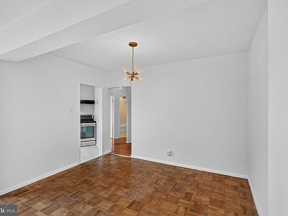 5th image of 4200 Cathedral Ave NW APT 1009
