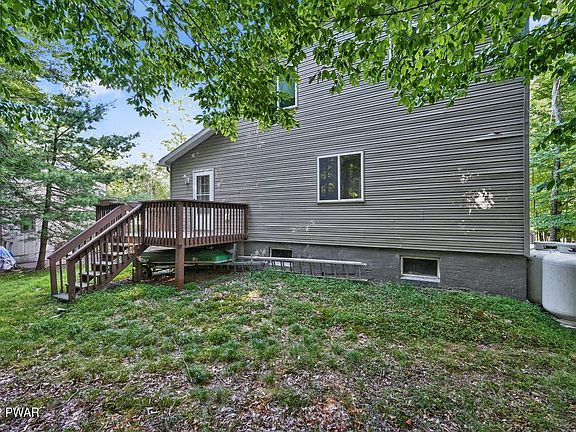 3rd image of 1048 Indian Dr