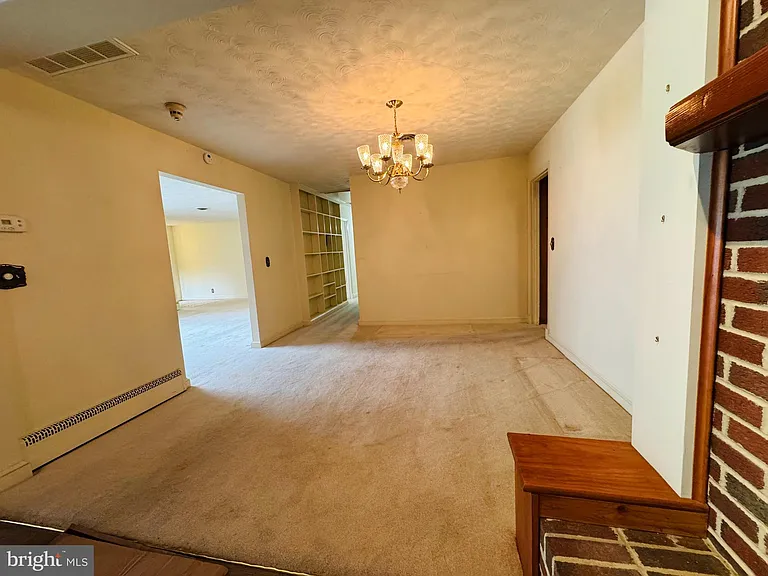 21500 Point Lookout Rd — Photo 9