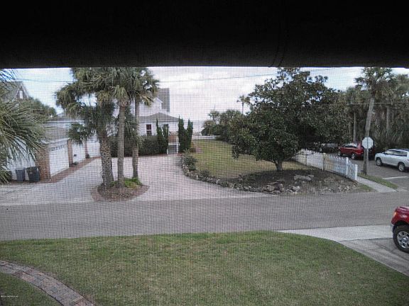 3rd image of 1132 Beach Ave