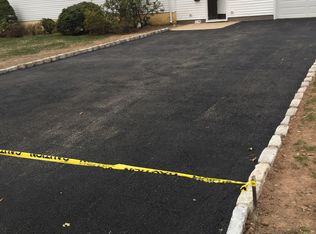 441 Nevada St, Paramus, NJ 07652