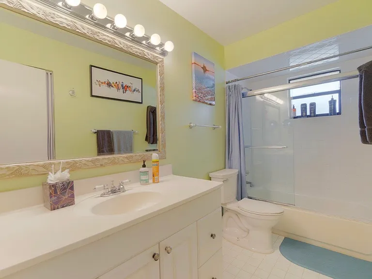 6130 Francis St — Photo 9