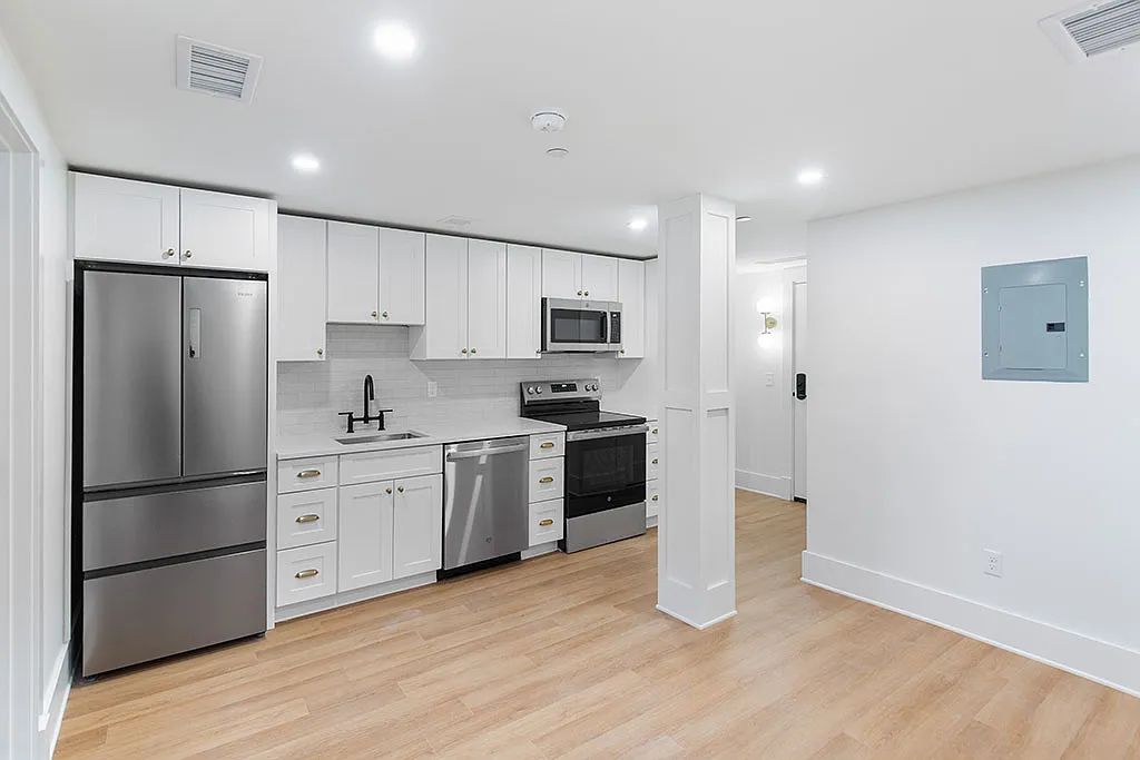Building Photo - 31 Hope St #G04