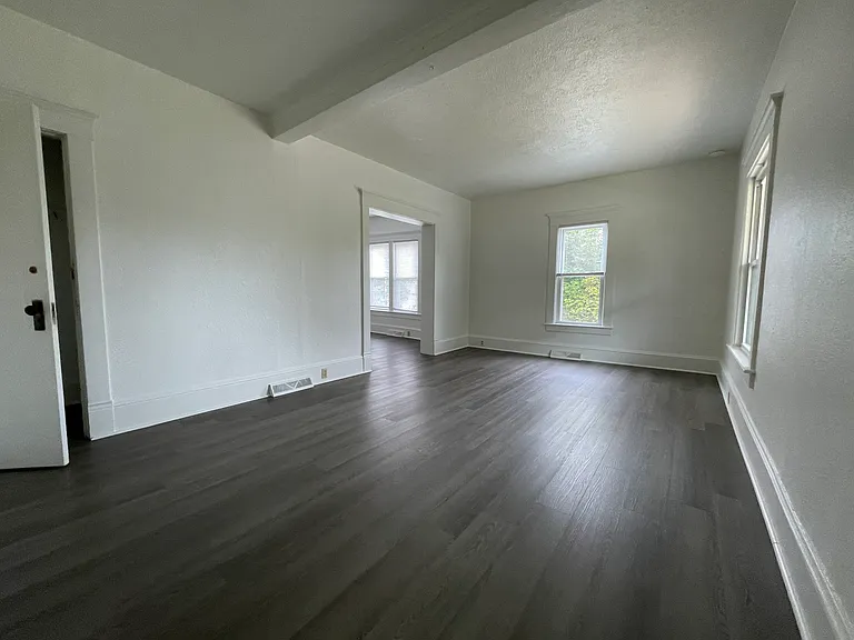 142 S Brooklyn Ave #1 — Photo 4