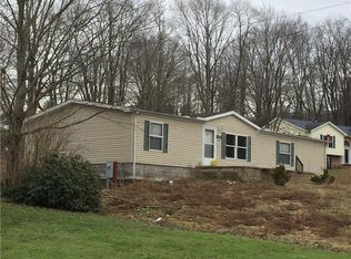 13302 Conneaut Dr, Meadville, PA 16335