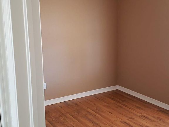 5th image of 12026 Royal Woods Dr