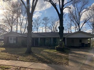 5818 River Rd, Saint Matthews, LA 71105